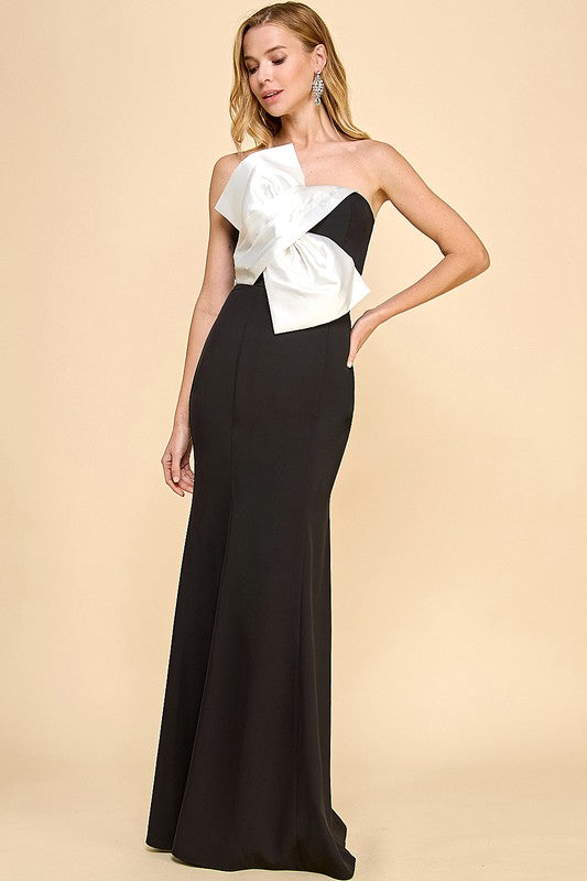 Strapless Maxi Dress With White Big Bow Detail