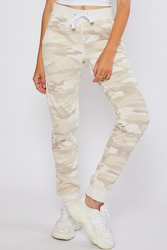 Relaxed Fit Jogger - Beige Camo – OWN YOUR ELEGANCE
